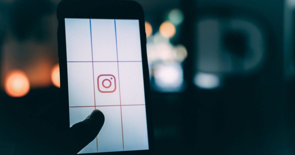 Instagram Crashing Randomly: 5 Ways to Fix it - Ask Bayou